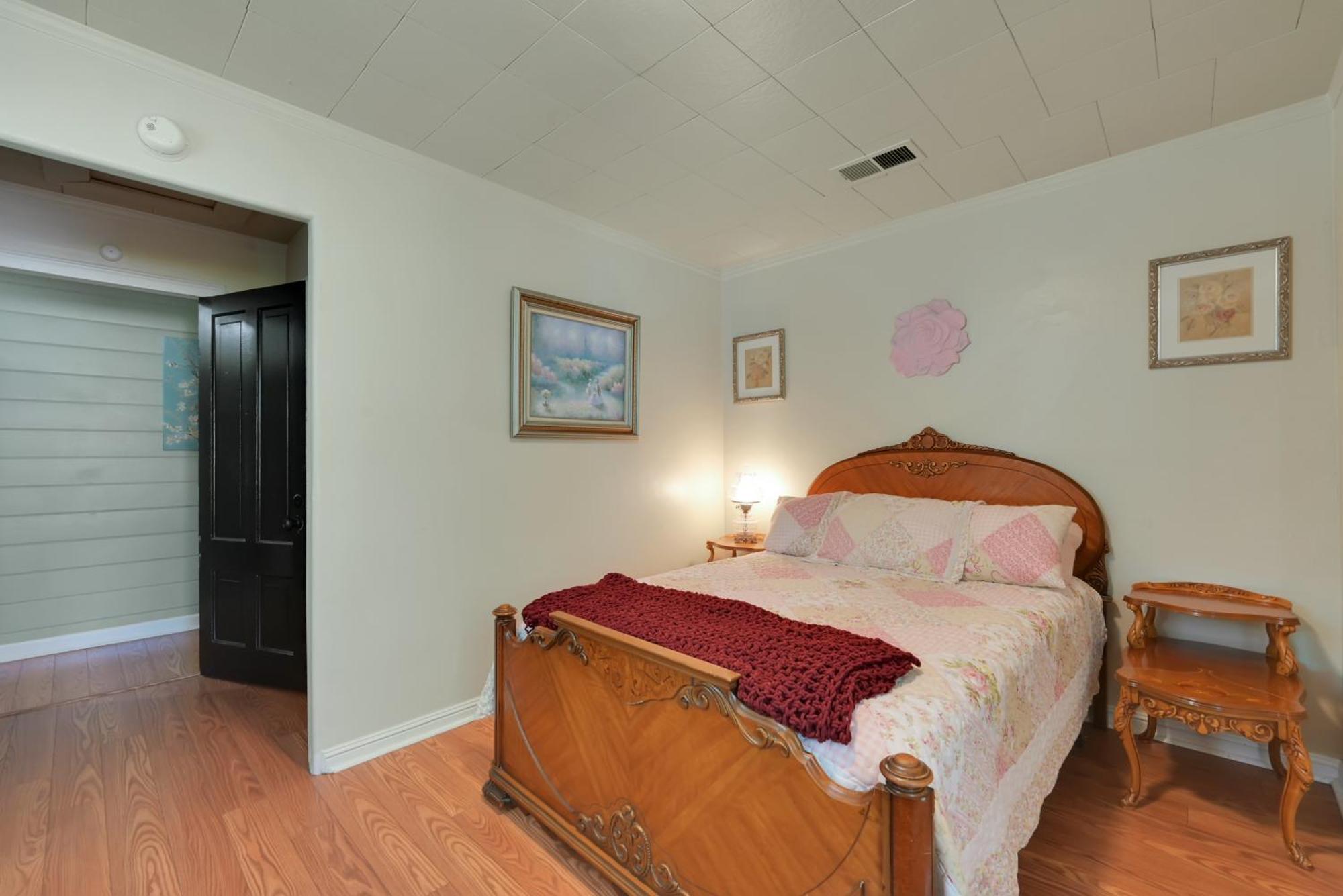 Spacious Downtown Jackson Retreat- Historic Hangout エクステリア 写真