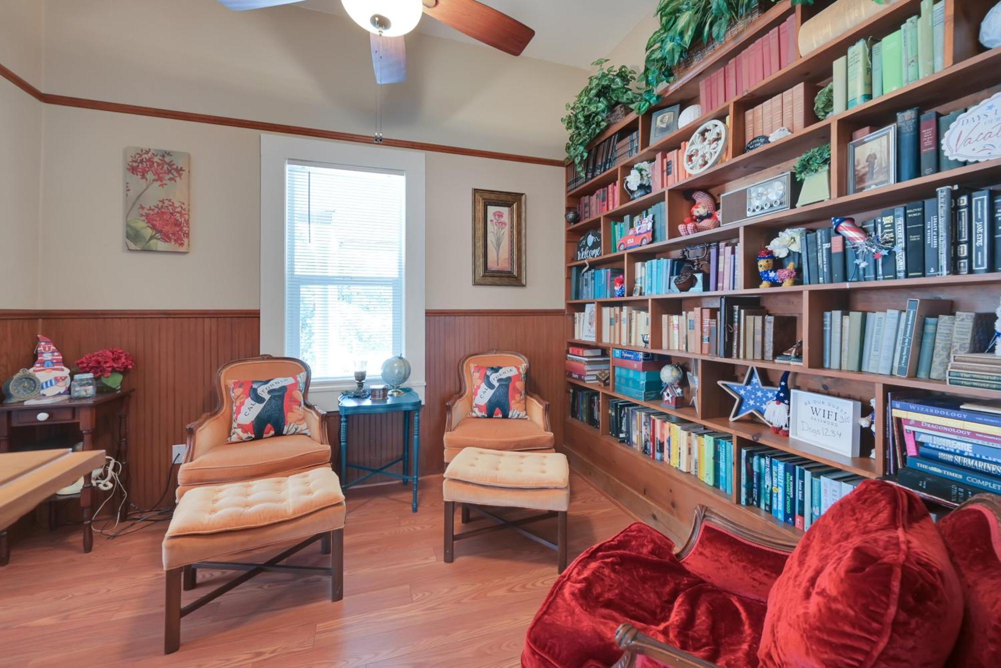 Spacious Downtown Jackson Retreat- Historic Hangout エクステリア 写真